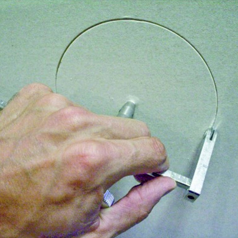 Compas placo pour découpe de plaque de plâtre Advance