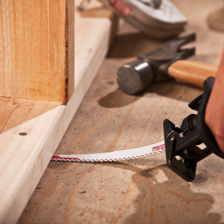 Lames De Scie Sabre EffektWerk – 5 Pièces – 300 Mm Pour Bois Et Plastique – Acier HCS, 6 TPI – Coupes Rapides Et Précises