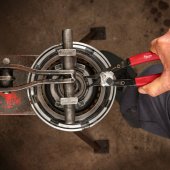 Moyenne pince 45° à circlips réversible - MILWAUKEE