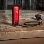 Pack RedLithium™ 4 V USB - alimentation portable + batterie 3 Ah - MILWAUKEE