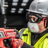 Lunettes-masque-ventilees-transparentes-High-Profile-MILWAUKEE