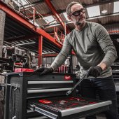 Servante d’atelier Toolguard™ 7 tiroirs 69 cm noire - MILWAUKEE