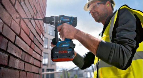 Outils électroportatifs, embouts et accessoires dédiés au perçage et vissage